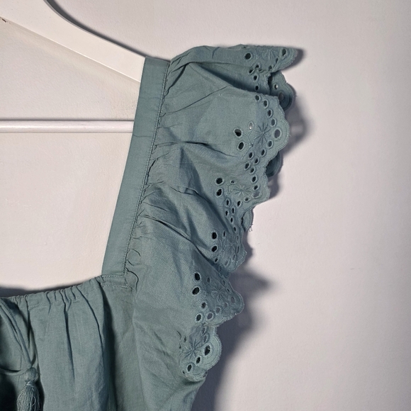 RW&CO Sage Green Cotton Eyelet Ruffle Sleeve Blouse Square Neck Top M - Picture 5 of 10